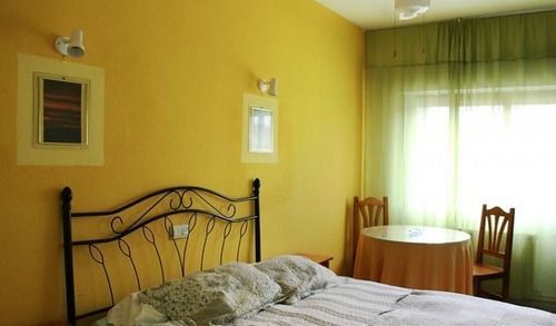 Hostal Avenida Arenas de San Pedro Buitenkant foto